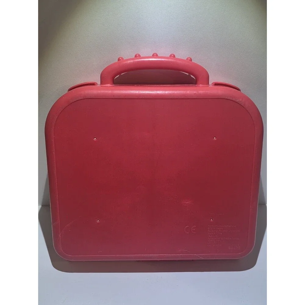 2014 COMPLETE  Sesame Street On The Go Elmo Alphabet Letters Red Carrying Case